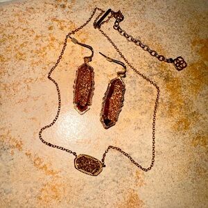 Kendra Scott necklace and earrings as a bonus